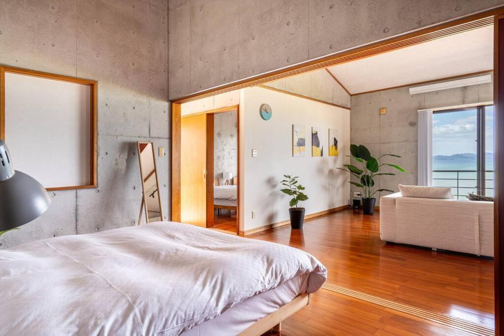 ヴィラ カエルラ Nago Exterior foto